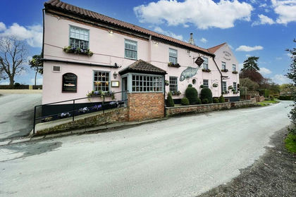 Pub for sale in Bilton-in-Ainsty with Bickerton
