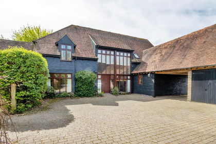 1.8 acres of House with Land for sale in Hawkhurst
