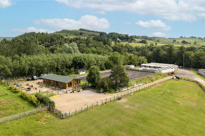 28.5 acres of Equestrian property for sale in Henshaw