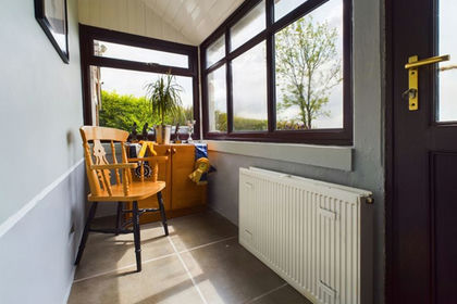 6 acres of House with Land for sale in Carmarthen