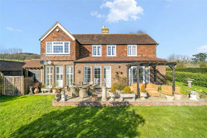 5 acres of House with Land for sale in Sevenoaks Weald
