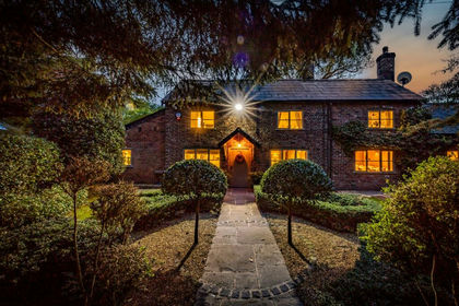 5 acres of Land for sale in Allostock