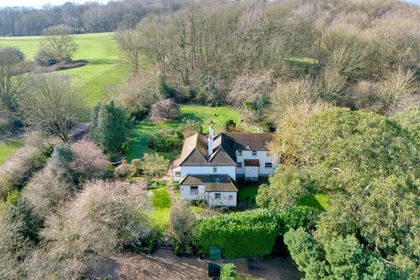 1.5 acres of House with Land for sale in South Basildon and East Thurrock