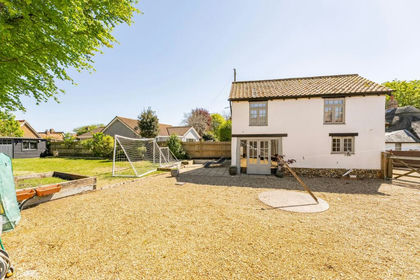 Cottage for sale in Hockham
