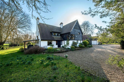 1.5 acres of Land for sale in Betchworth