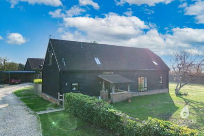 Land for sale in Shinfield