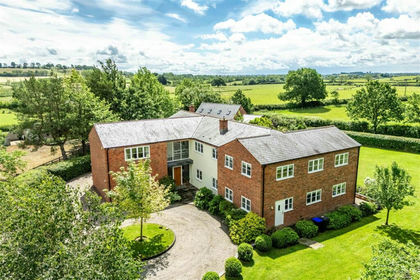20.4 acres of House with Land for sale in Hellidon