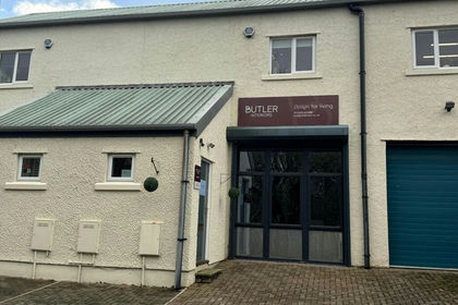 Warehouse for sale in Bentham