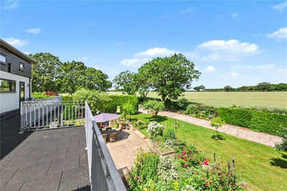 2.5 acres of House with Land for sale in Hockering