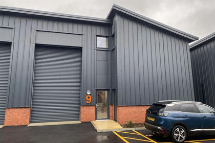 Warehouse for sale in Fair Oak and Horton Heath