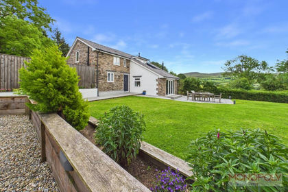 Barn Conversion for sale in Bryneglwys
