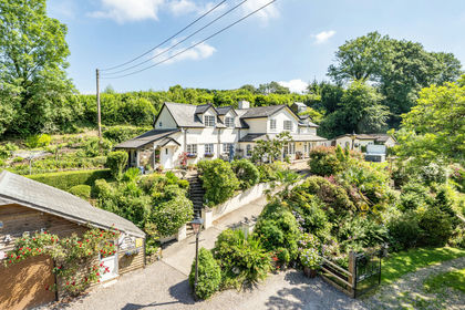 3 acres of House with Land for sale in Devon
