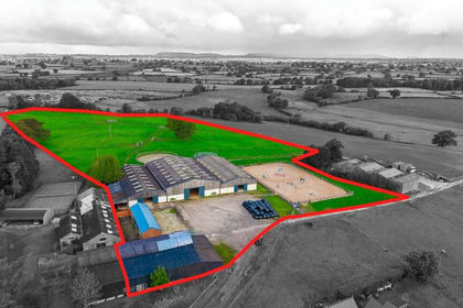 8.8 acres of Equestrian property for sale in Marbury and District