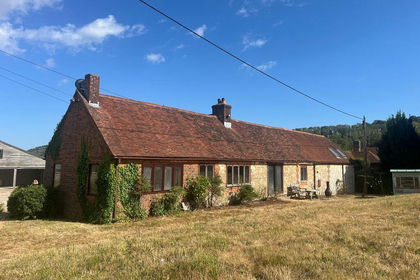 2 acres of House with Land for sale in Storrington and Sullington