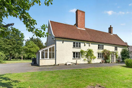 1.3 acres of House with Land for sale in Framlingham