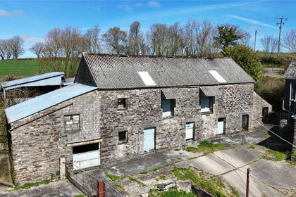 1.4 acres of Barn for sale in St. Neot