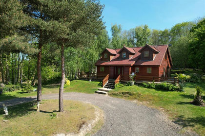 5.5 acres of House with Land for sale in Guestling