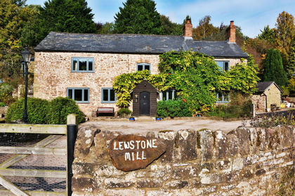 2.5 acres of Land for sale in Whitchurch