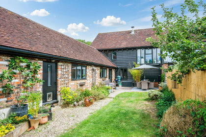 Barn Conversion for sale in Horne