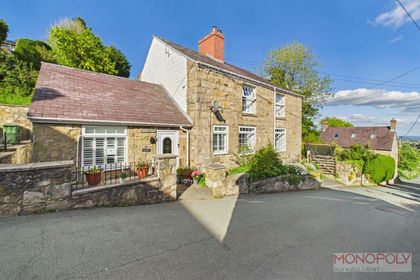 1 acre of Cottage for sale in Minera