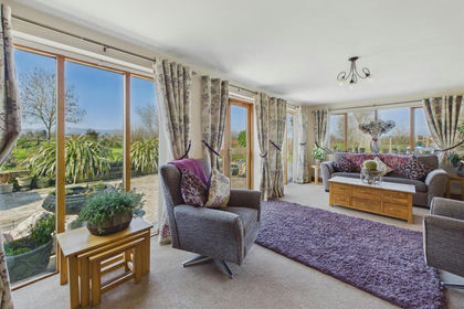 Barn Conversion for sale in Hanley Castle