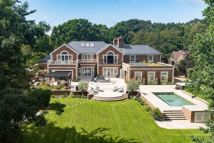 1.5 acres of Land for sale in Hamble Valley