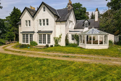 4 acres of House with Land for sale in Caithness, Sutherland and Easter Ross