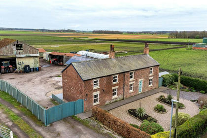 1.6 acres of Farmhouse for sale in North Meols