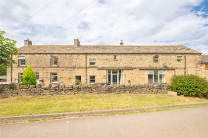 4.5 acres of House with Land for sale in Colne Valley