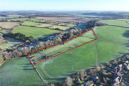7.1 acres of Pasture for sale in Bishops Waltham