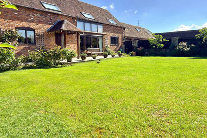 Barn Conversion for sale in Bredon