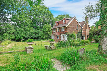 3.5 acres of House with Land for sale in Rusper