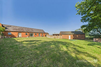 Barn Conversion for sale in Church Broughton