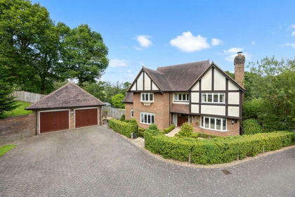 1.1 acres of House with Land for sale in Withyham