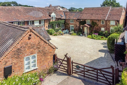 2.1 acres of Barn Conversion for sale in Langley