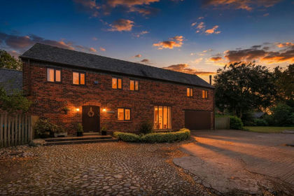 Barn Conversion for sale in Daresbury