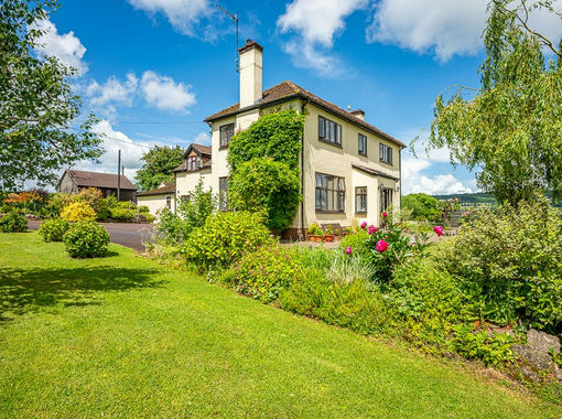 10.8 acres of House with Land for sale in Monmouth