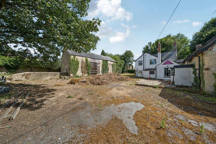 Land for sale in Ardley