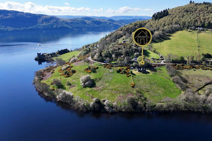 3 acres of House with Land for sale in Inverness, Skye and West Ross-shire