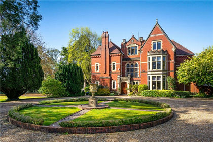 1.7 acres of House with Land for sale in Llandaff