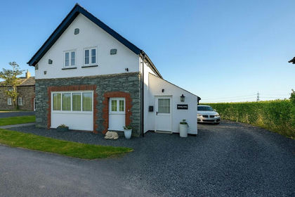 Barn Conversion for sale in Valley