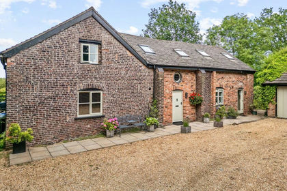 Barn Conversion for sale in Grappenhall and Thelwall