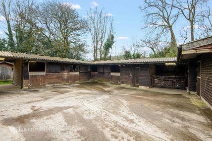 9.8 acres of Equestrian property for sale in Plymouth