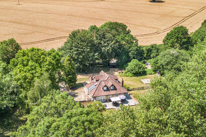 1.8 acres of House with Land for sale in Studham