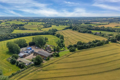 327.1 acres of Agricultural Land for sale in Avon Dassett