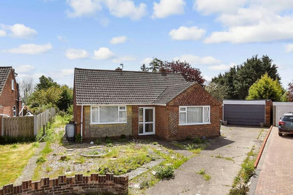 1.3 acres of House with Land for sale in Chislet