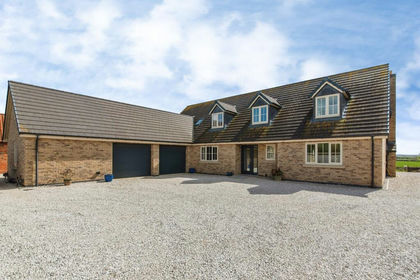 1.1 acres of House with Land for sale in Ewerby and Evedon