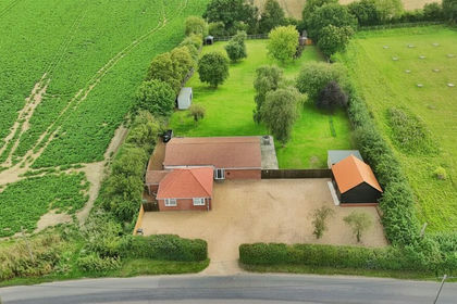 1 acre of Land for sale in Dickleburgh and Rushall