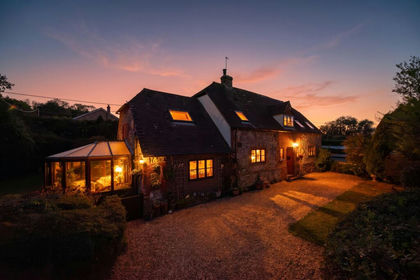 Barn Conversion for sale in Rookley