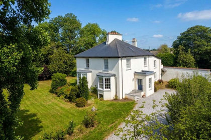 1.5 acres of House with Land for sale in Winkleigh